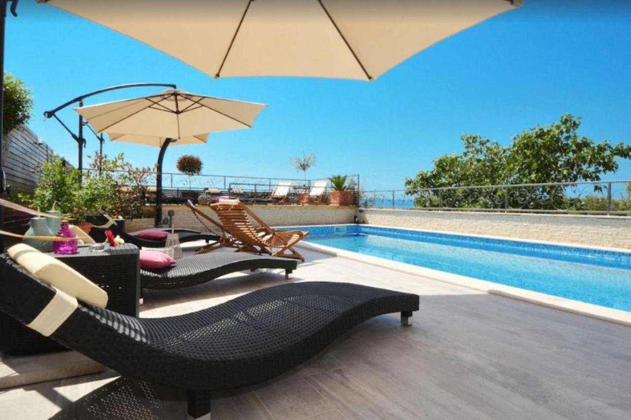 Apartments Villa Golden View トロギール エクステリア 写真