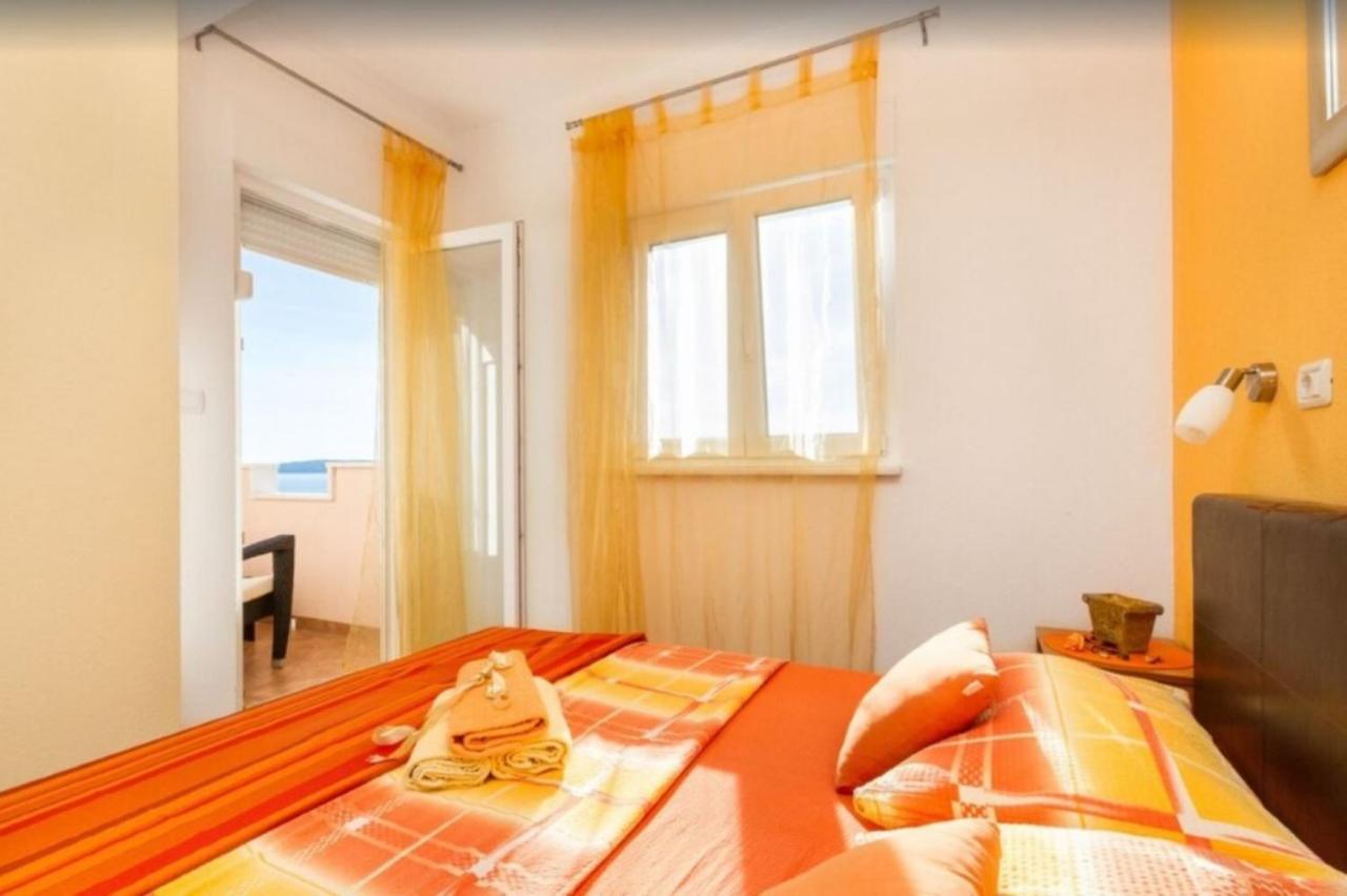 Apartments Villa Golden View トロギール エクステリア 写真