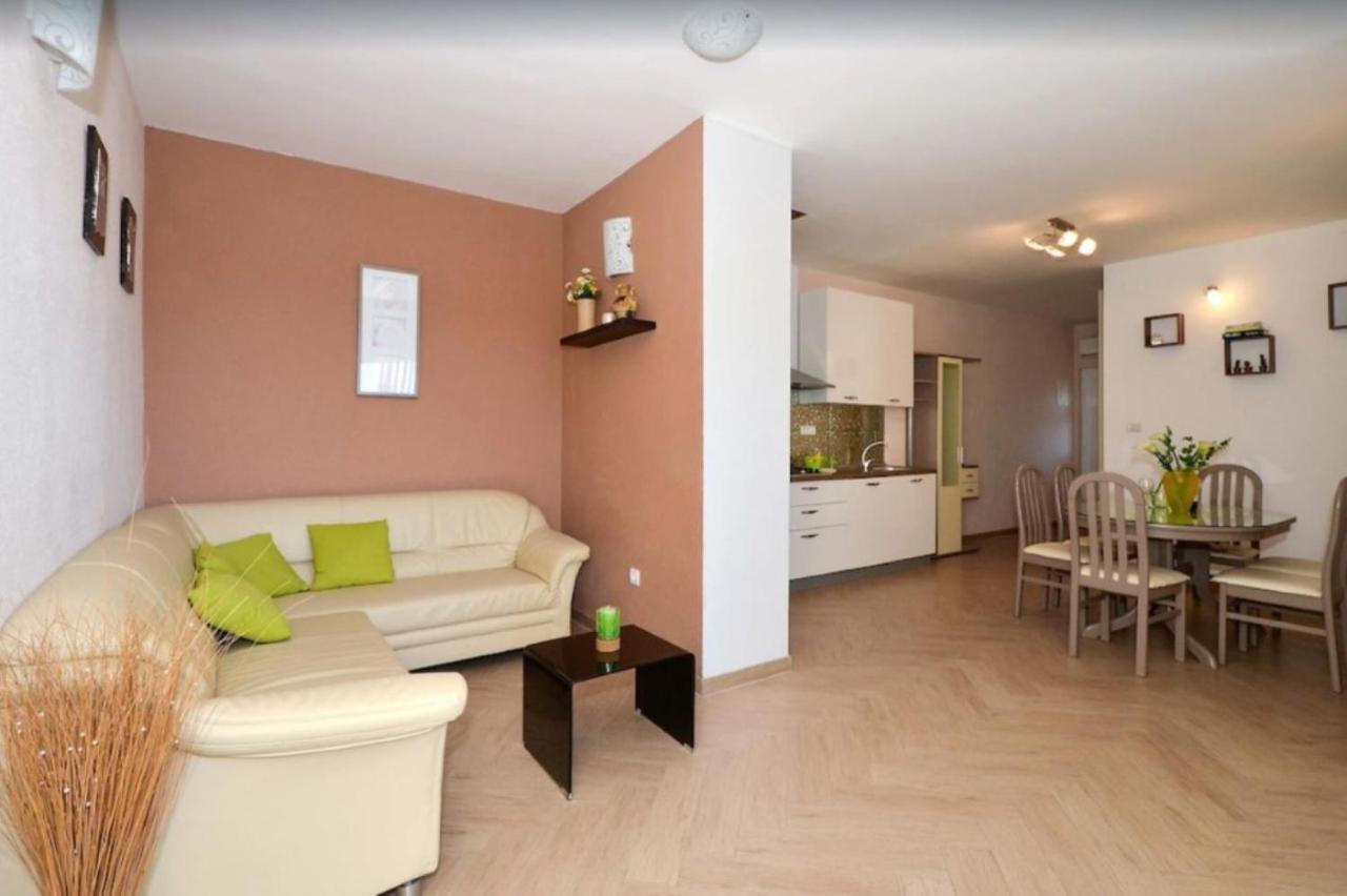 Apartments Villa Golden View トロギール エクステリア 写真