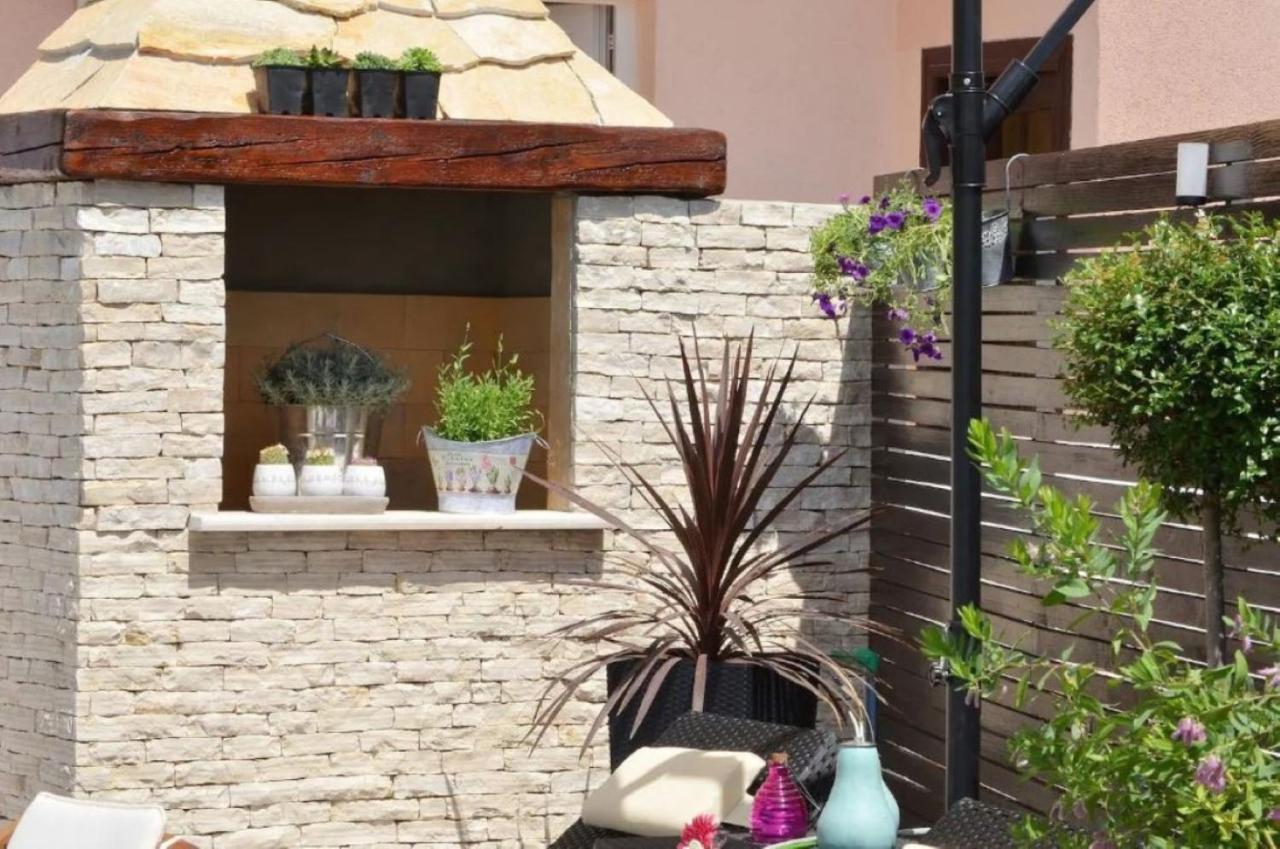 Apartments Villa Golden View トロギール エクステリア 写真