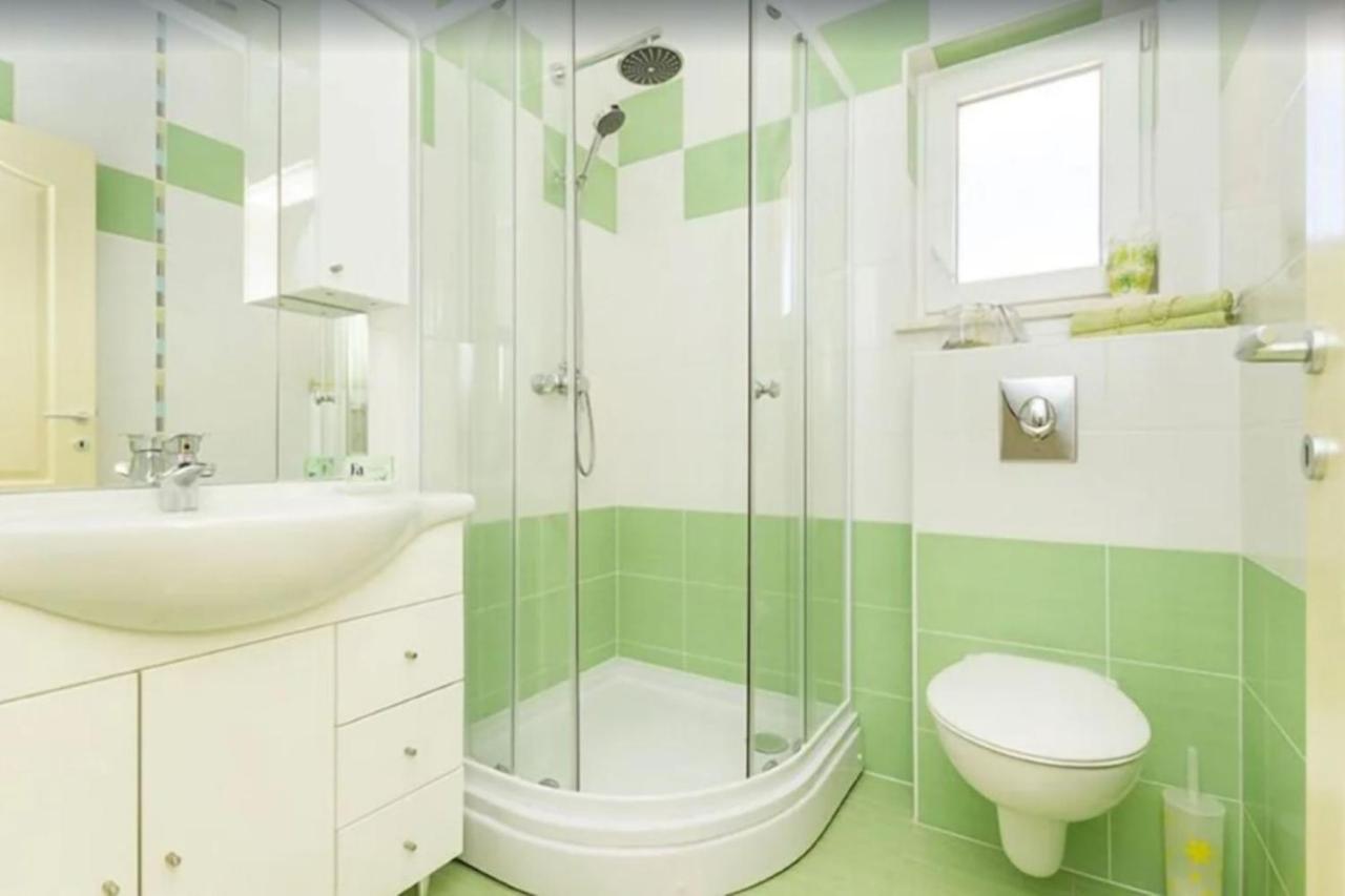 Apartments Villa Golden View トロギール エクステリア 写真