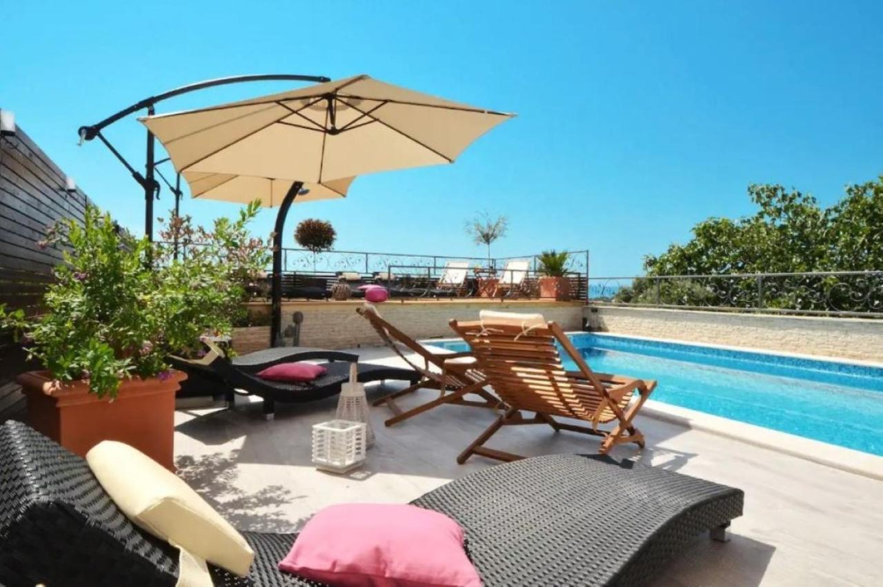 Apartments Villa Golden View トロギール エクステリア 写真
